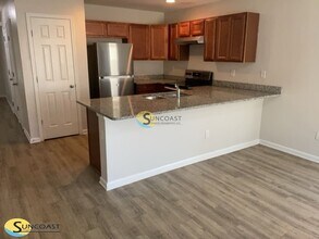 8339 Woods Ave in Jacksonville, FL - Building Photo - Building Photo