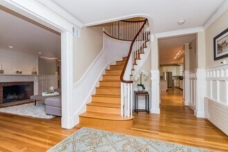 29 Gammons Rd in Newton, MA - Building Photo - Building Photo