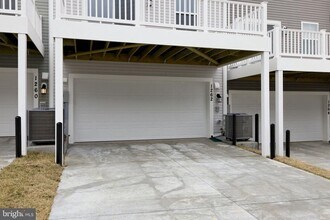 1262 Red Clover Ln in Ranson, WV - Building Photo - Building Photo