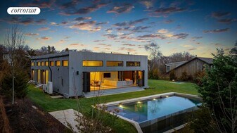 21 S Edin St in Montauk, NY - Building Photo