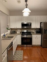 520 Warwick Pl in Roswell, GA - Building Photo - Building Photo