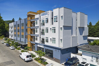 Cubix North Park in Seattle, WA - Building Photo - Building Photo