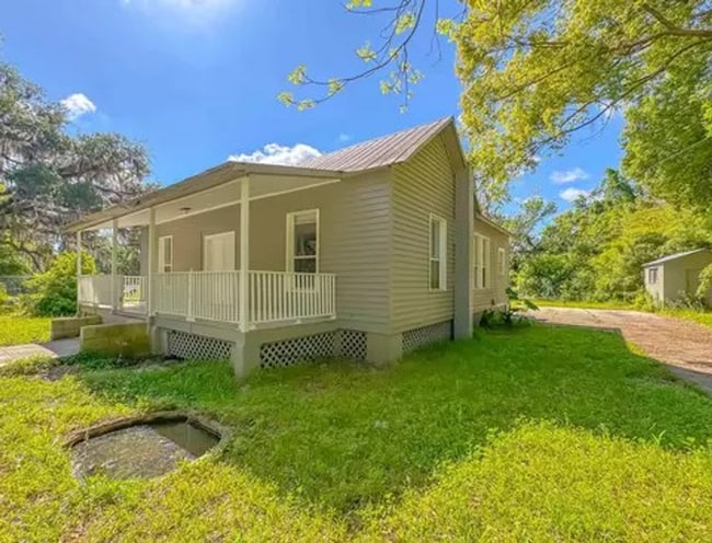 property at 575 E Palmer Mill Rd