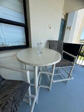 1343 Jimmy Buffett Mem Hwy in Satellite Beach, FL - Foto de edificio - Building Photo