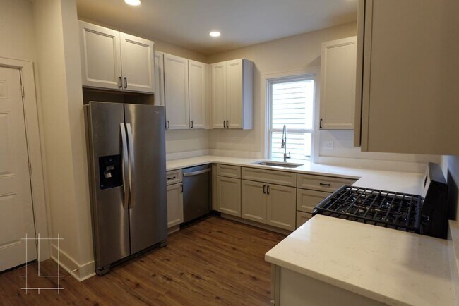 property at 1293-1295-1295 N 5th St
