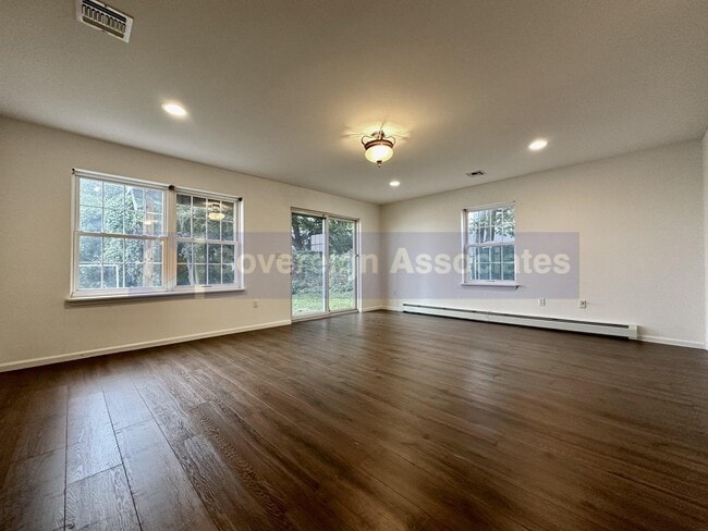 36 Rockland St in Haverstraw, NY - Building Photo - Building Photo