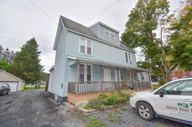 209 Main St in Beech Creek, PA - Building Photo - Building Photo
