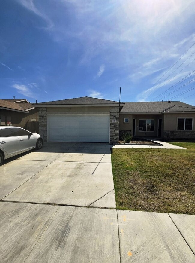 property at 799 W Brown Ave