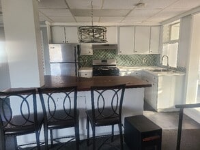 16 Queen Rd in Rocky Point, NY - Building Photo - Building Photo