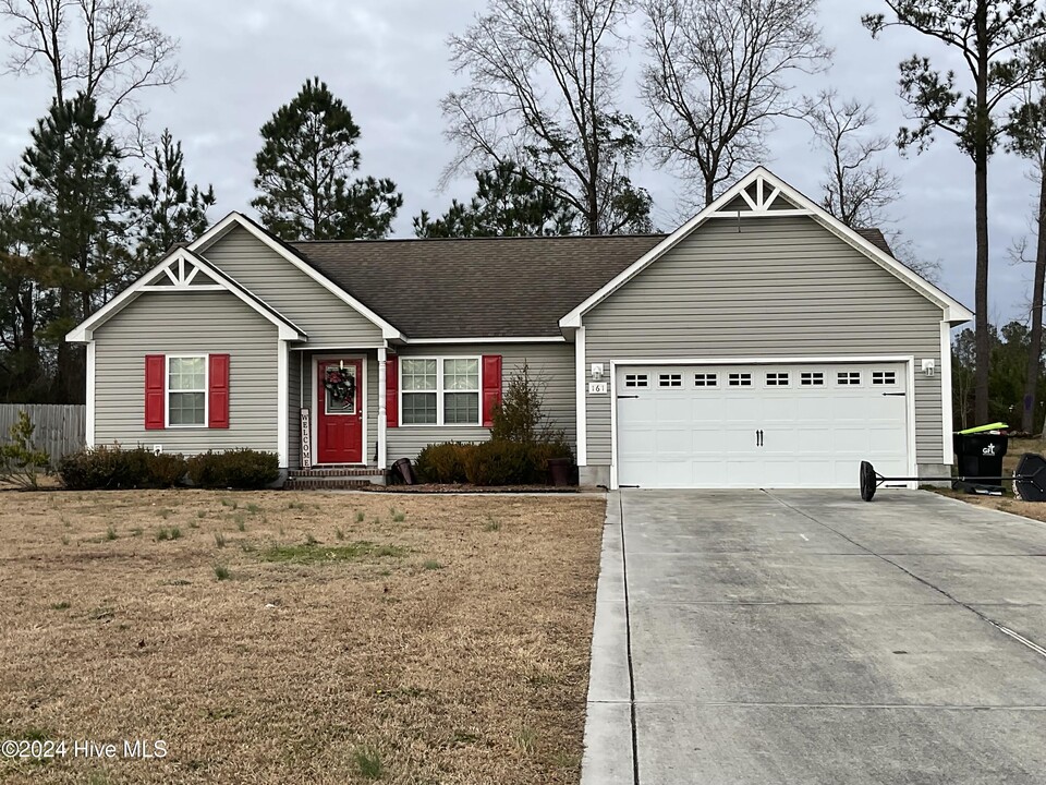 161 Louie Ln in Jacksonville, NC - Building Photo