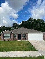 6801 SW Chestnut Hill Rd in Bentonville, AR - Building Photo