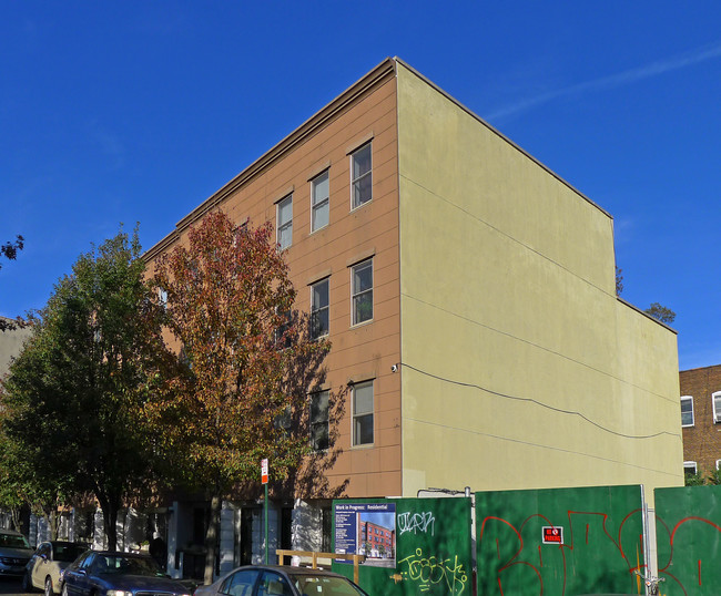 Ten Eyck & Maujer Street Apartments in Brooklyn, NY - Foto de edificio - Building Photo