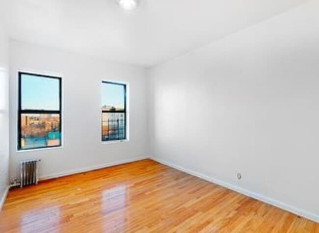 470 W 166th St in New York, NY - Building Photo - Building Photo