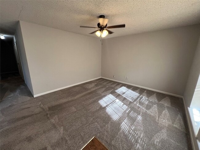 2301 N Woods St in Sherman, TX - Building Photo - Building Photo