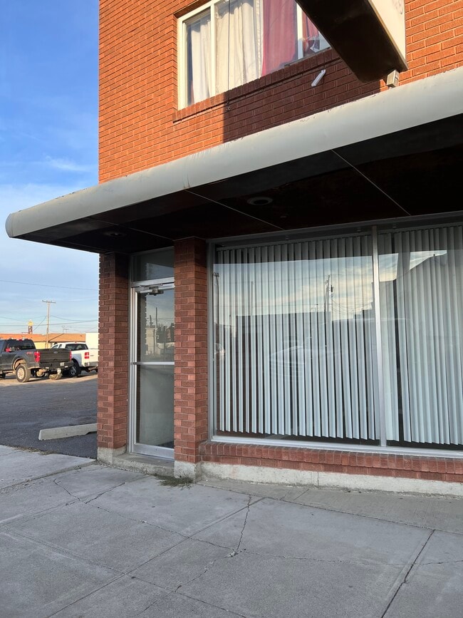 property at 1151 Oakley Ave