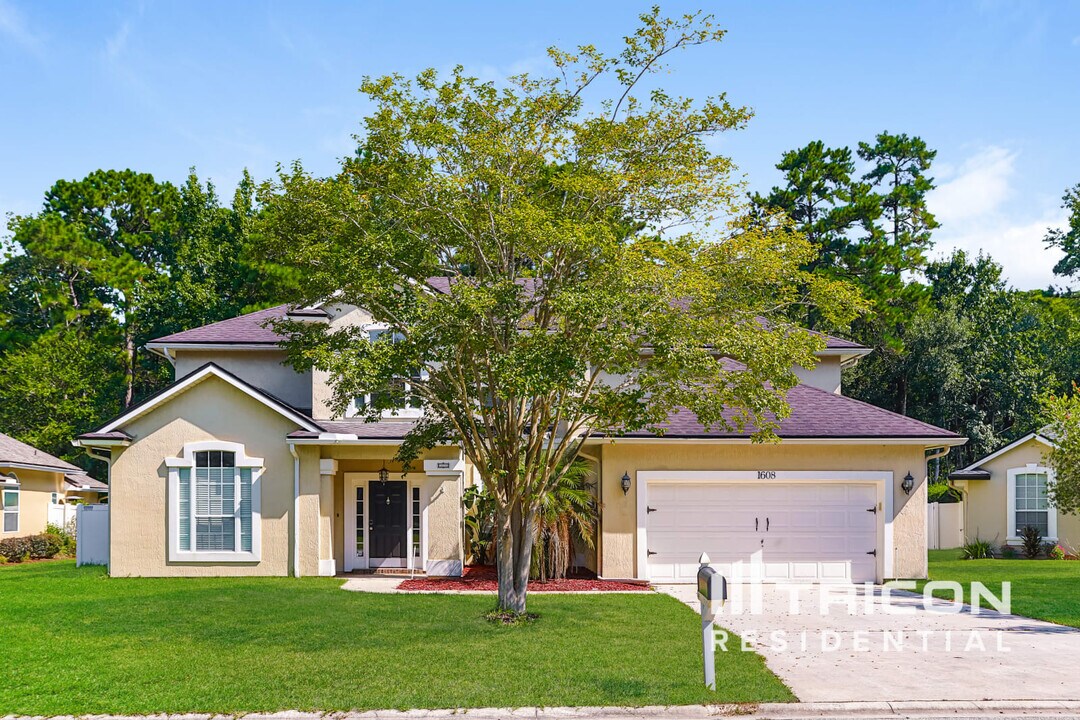 1608 E Kayla Ct in Jacksonville, FL - Building Photo