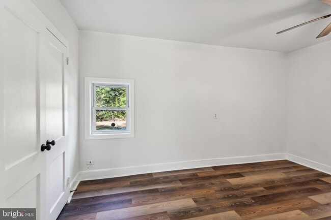 1306 W Rene Ave in Egg Harbor City, NJ - Foto de edificio - Building Photo