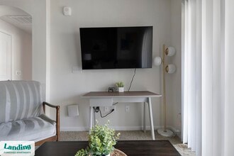 1601 S Heatherwilde Blvd, Unit 222 in Pflugerville, TX - Foto de edificio - Building Photo