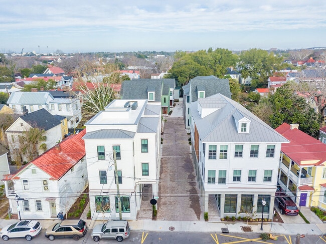 4 Sanctuary Ct in Charleston, SC - Building Photo - Building Photo