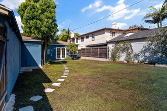2451 22nd St in Santa Monica, CA - Building Photo - Building Photo