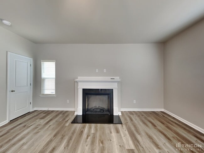 134 Spring Knoll Dr in Charlotte, NC - Building Photo - Building Photo