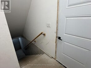 1784 Big Bay Point Rd in Innisfil, ON - Building Photo - Building Photo