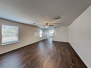 18011 Shallow Leaf Ln in Cypress, TX - Building Photo - Building Photo