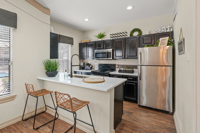 Walnut Creek Apartments in Arlington, TX - Foto de edificio - Interior Photo