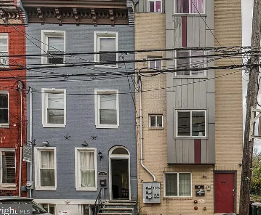 1806 W Montgomery Ave in Philadelphia, PA - Foto de edificio