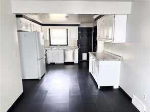 115 Burben Way in Rochester, NY - Building Photo - Building Photo