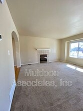 1048 Scarlet Oak Dr in Colorado Springs, CO - Building Photo - Building Photo