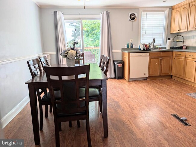 320 Spruce St in Glenolden, PA - Building Photo - Building Photo