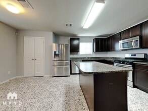 1811 Artem Ct in Houston, TX - Building Photo - Building Photo