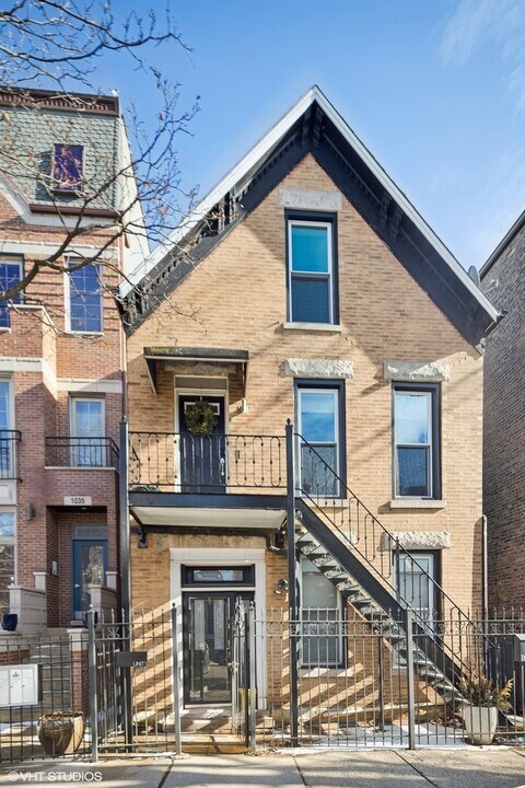 1033 N Hermitage Ave in Chicago, IL - Building Photo