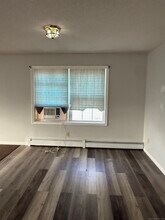 12 Harbison Ave in Hartford, CT - Building Photo - Building Photo
