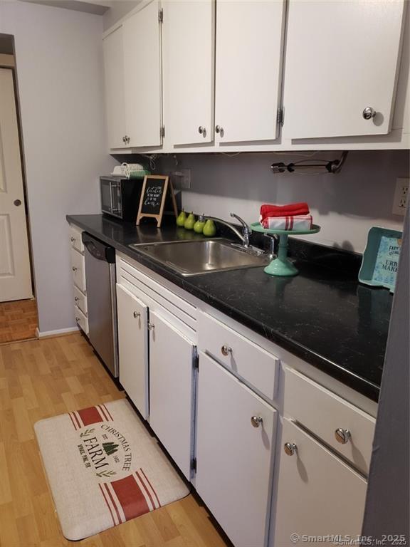 893 Farmington Ave in West Hartford, CT - Building Photo - Building Photo