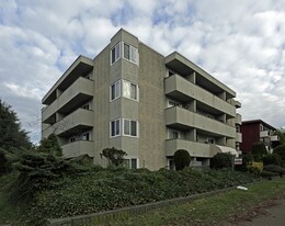 Caledonia Place in Vancouver, BC - Building Photo
