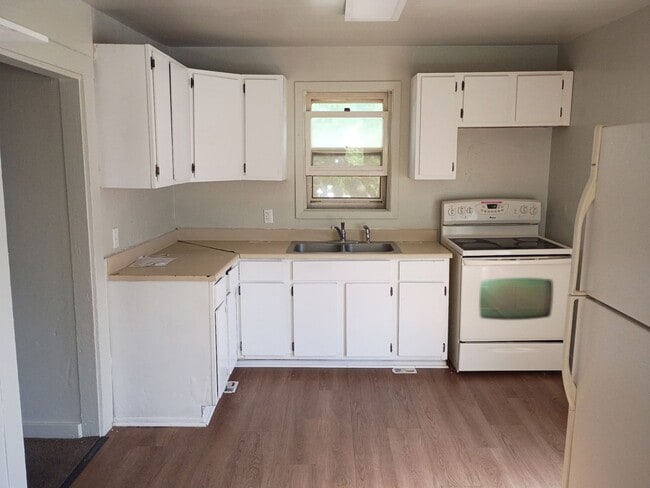 property at 107 Harrison Pl