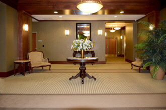 333 W Mifflin St, Unit 5050 in Madison, WI - Foto de edificio - Building Photo