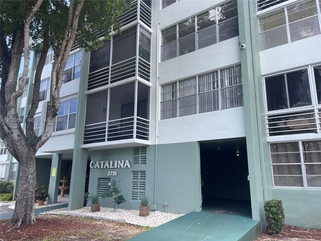 property at 2731 Taft St