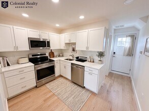 69 Elm St, Unit 2 in Watertown, MA - Building Photo - Building Photo