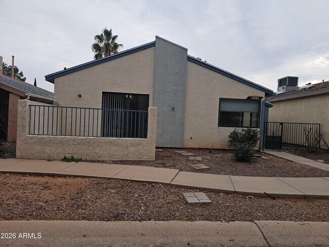 property at 617 S Vía Entrada