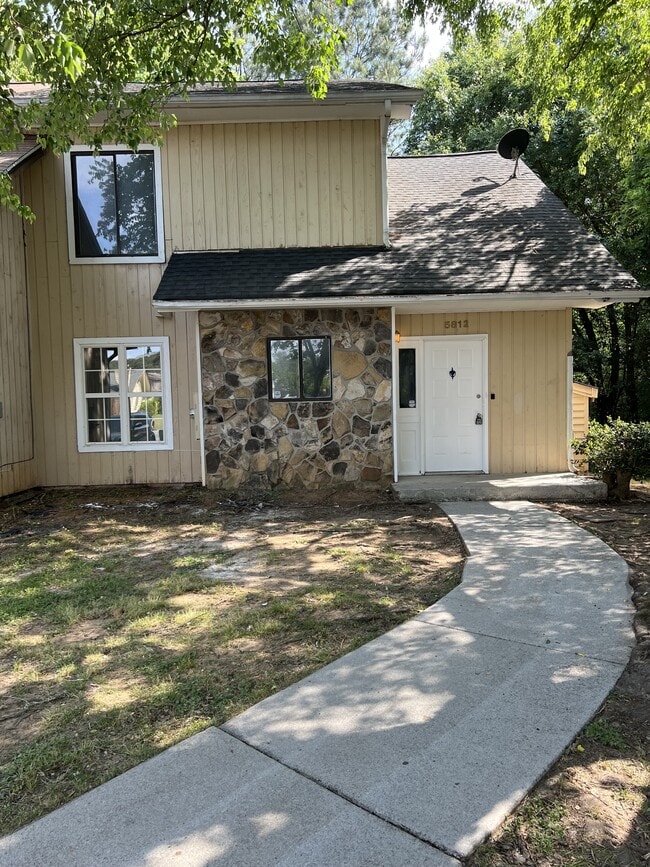 property at 5812 Trent Walk Dr