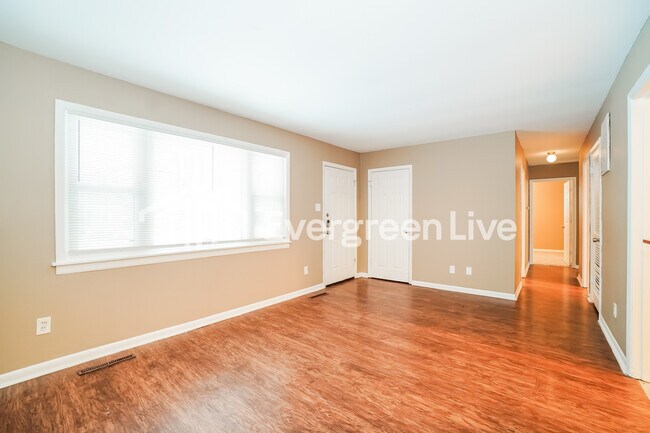 4698 Dundee Ave in Columbus, OH - Building Photo - Building Photo