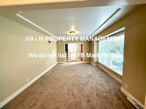 9425 Carter Dr in Overland Park, KS - Building Photo - Building Photo