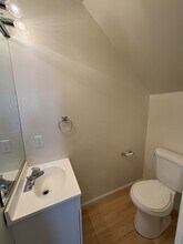 2812 Bay Village Ave in Santa Rosa, CA - Building Photo - Building Photo