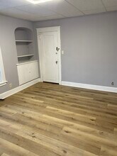 1227 E 3rd St, Unit c in Duluth, MN - Foto de edificio - Building Photo