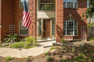 208 Doral Ct in Cibolo, TX - Building Photo - Building Photo