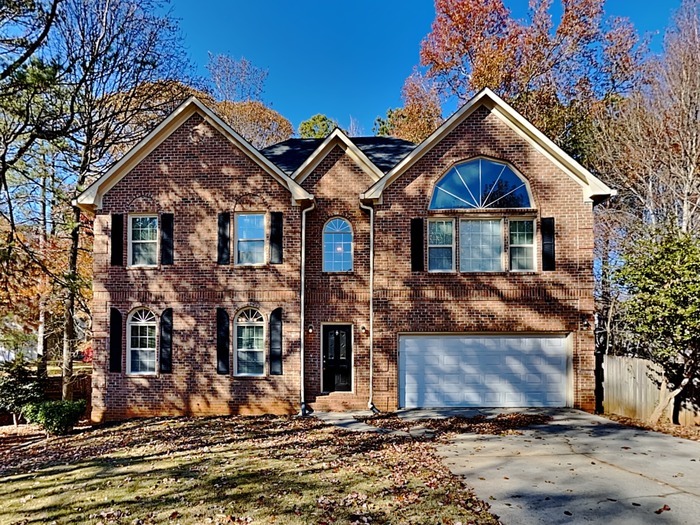 2255 Evergreen Ln in Lawrenceville, GA - Building Photo