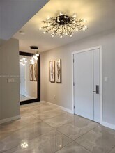 1075 92nd St in Bay Harbor Islands, FL - Building Photo - Building Photo